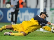 德约科维奇重返赛场，夺冠首场状态出色，阿森纳观众沸腾！上演精彩一战