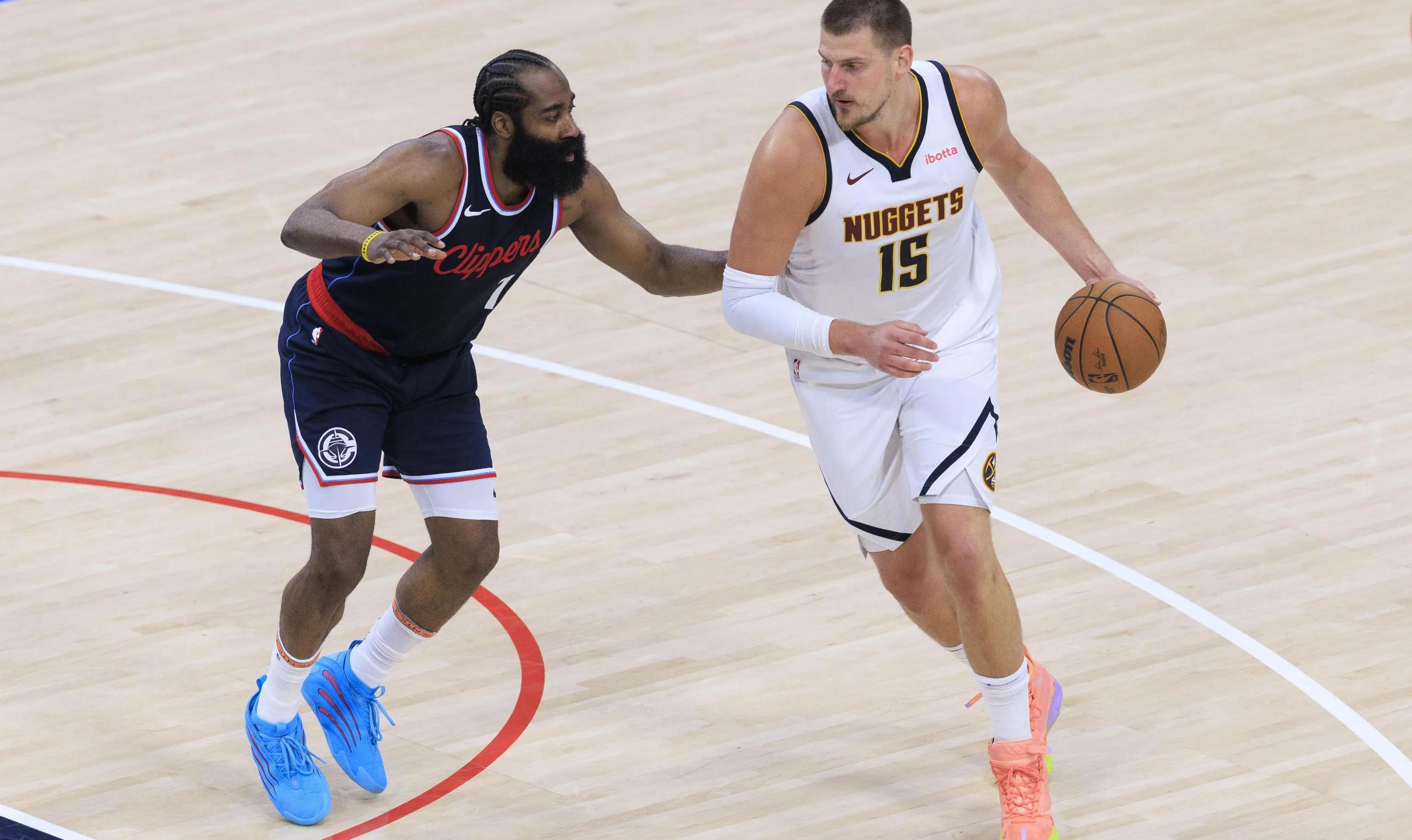 独行侠绝杀时刻，哈登点燃赛场，逆转取胜迎来胜利！